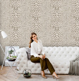 نمونه اجرا شده کاغذدیواری طرح پلنگی کد 8074